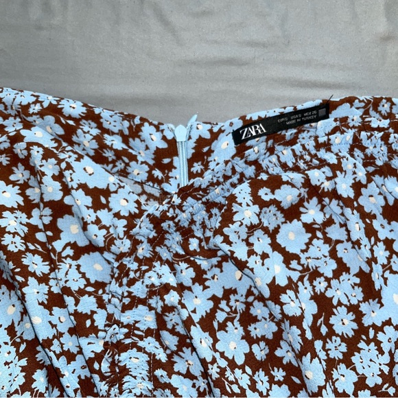 Zara long skirt brown and blue flowers pattern - Picture 4 of 5